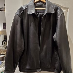 Nearly new leather jacket